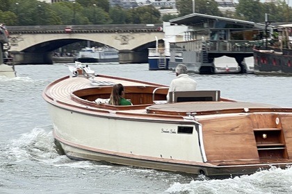 Noleggio Barca a motore Brandaris Brandaris barkas 1100 Parigi
