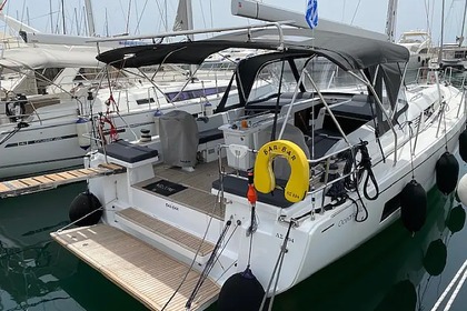 Verhuur Zeilboot Bénéteau Oceanis 46.1 Alimos