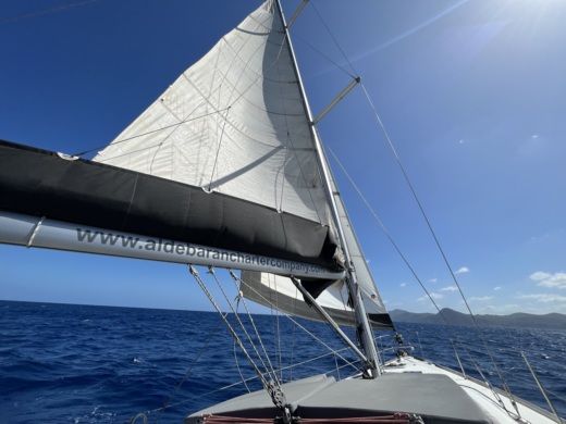 Ibiza Sailboat Beneteau Oceanis 43 alt tag text