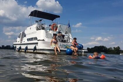 Charter Houseboat Europa 400 Chioggia