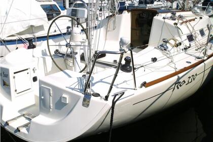 Charter Sailboat Ronautica 330 Badalona