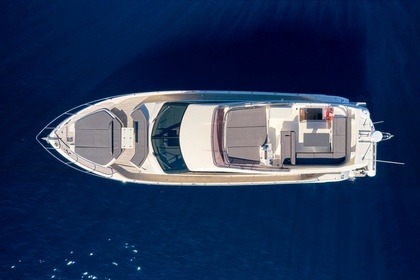 Noleggio Yacht Ferretti 550 Laurio