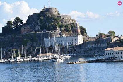 Location Voilier Beneteau Cyclades 50.5 b refit 2022 Corfou