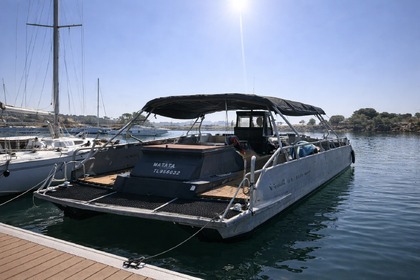 Location Bateau à moteur yachting creation support plongeur Marseille