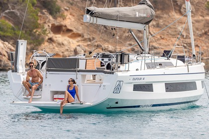 Ενοικίαση Ιστιοπλοϊκό σκάφος Dufour Yachts Dufour 41 Άλιμος