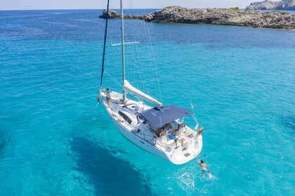 Rental Sailboat BENETEAU OCEANIS 43 Barcelona