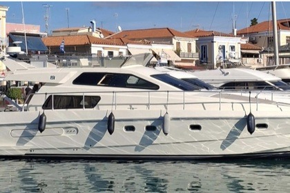 Hire Motor yacht Ferretti 48 Athens