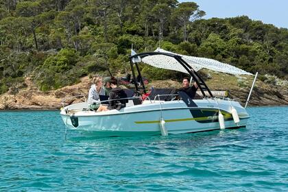 Location Bateau à moteur Beneteau Flyer 6.6 Hyères
