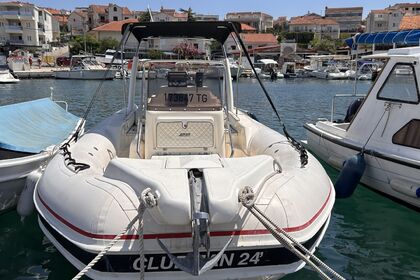 Charter RIB Joker Boat Clubman 24 Trogir