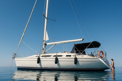 Charter Sailboat Bavaria 37 Cruiser Balestrate