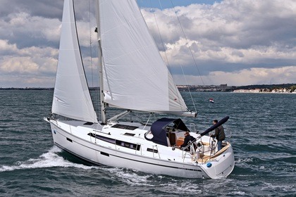 Alquiler Velero BAVARIA C 37 Sukošan