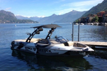 Hire Motorboat Malibu Wakesetter 23lsv Lake Como