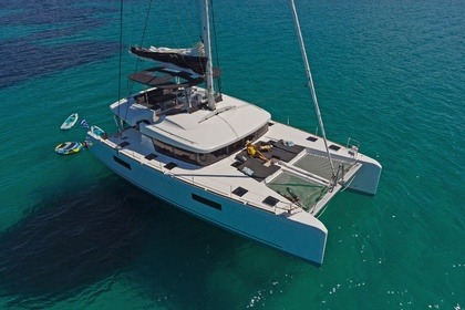 Hire Catamaran Lagoon Lagoon 52f Volos