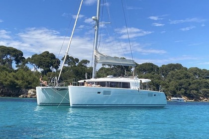 Hire Catamaran Lagoon Lagoon 450 S Mandelieu-La Napoule