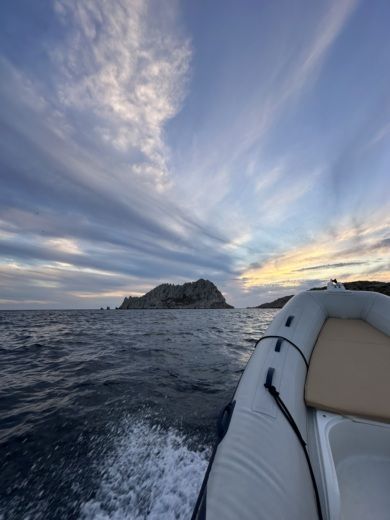 Marsylia RIB Cantieri CAPELLI CAPELLI TEMPEST 430 alt tag text