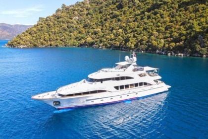 Hire Motorboat Benetti Classic 115 Bodrum