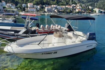 Charter Motorboat Sessa Marine Key Largo 19 Blace