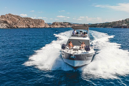 Hyra båt Motorbåt Luxury Motorcruiser with Toys Private dining available on board Mallorca
