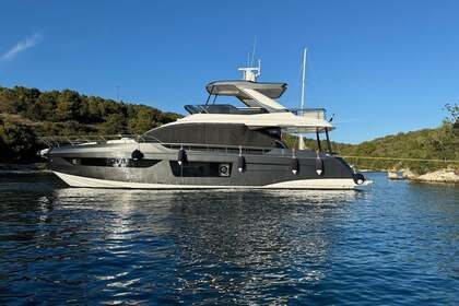 Charter Motor yacht  Azimut 68 Podstrana