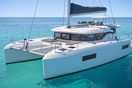 Charter Catamaran Lagoon-Bénéteau Lagoon 43 - 4 + 2 cab. Šibenik