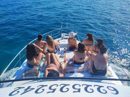 Alicante Motorboat Doqueve 360 11 metros alt tag text