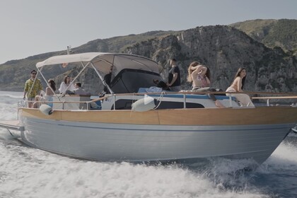 Charter Motorboat Modern Gozzo Positano Open Capri