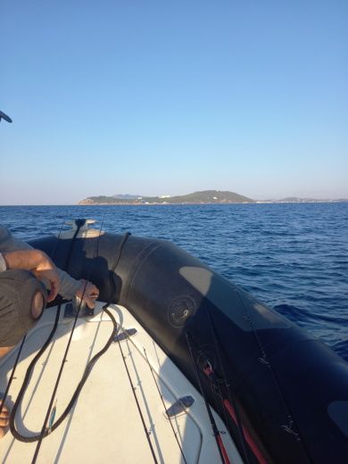 Le Pradet RIB ZODIAC Pro12 alt tag text