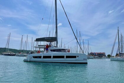 Alquiler Catamarán Catana Group Bali 4.2 - 4 + 1 cab. Pirovac