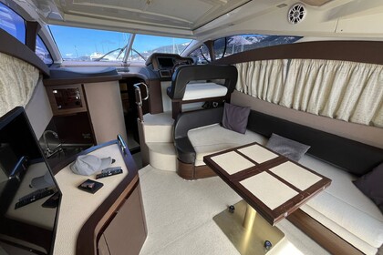 Rental Motorboat  Azimut 40 S Primošten