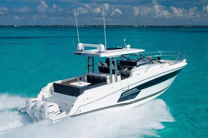 Miete Motorboot Jeanneau Cap Camarat 12.5 wa Cavalaire-sur-Mer