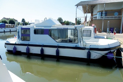 Location Péniche Low Cost Espade 850 Fly Luzech