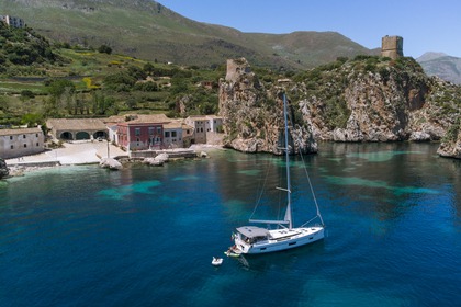 Charter Sailboat Bavaria Bavaria C50 Castellammare del Golfo