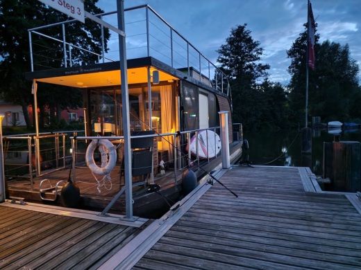 Llanura Lacustre Mecklemburguesa Houseboat Nautilus Nautino Maxi alt tag text