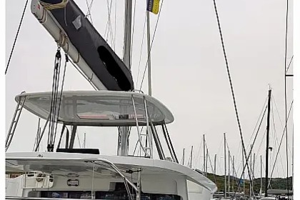 Hire Catamaran  Lagoon 46  Laurium