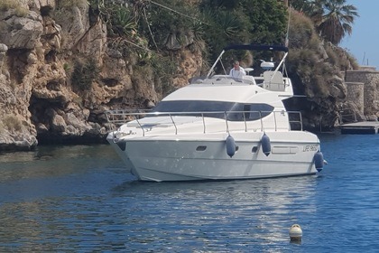 Charter Motorboat Azimut 36 Fly Palermo