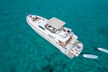 Hyra båt Yacht Ferretti 62 Fly Ibiza