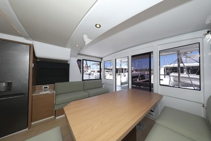 Czarter Katamaran Catana Group Bali 4.2 - 4 + 1 cab. Marina Frapa