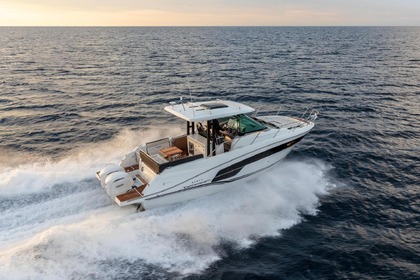 Miete Motorboot Jeanneau Cap Camarat 10.5 Wa Castellammare di Stabia