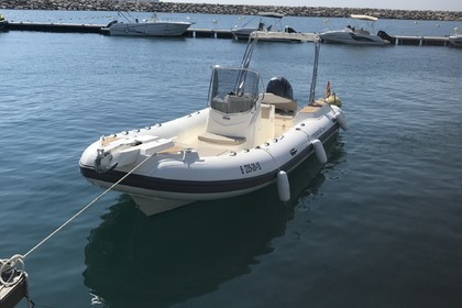 Noleggio Gommone CAPELLI Tempest 700 L'Estartit