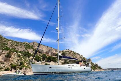 Miete Segelboot BENETEAU OCEANIS 473 Clipper version 4 cabines Marseille