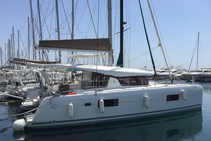 Miete Katamaran Lagoon-Bénéteau Lagoon 42 - 4 + 2 cab. Alimos