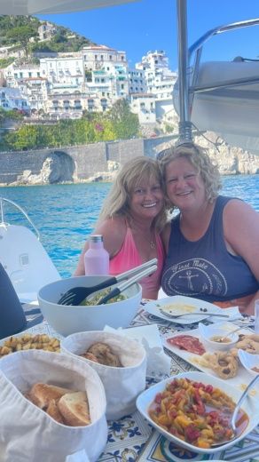 Napoli Catamaran LAGOON 42 alt tag text