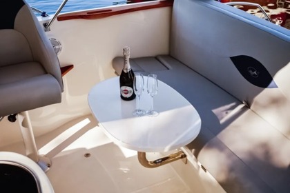 Hyra båt Båt utan licens  pegazus eskapade 600 Wilkasy