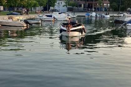 Miete Motorboot Barracuda Barracuda 5.95 sw Zadar