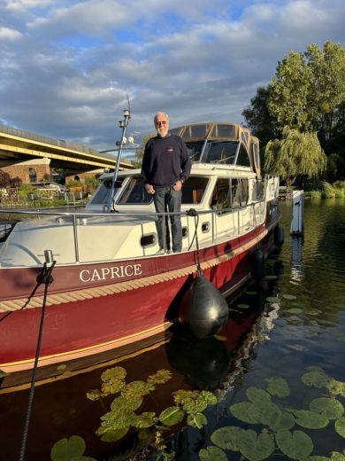 Berlin Houseboat Gruno 37 Subliem Classic alt tag text
