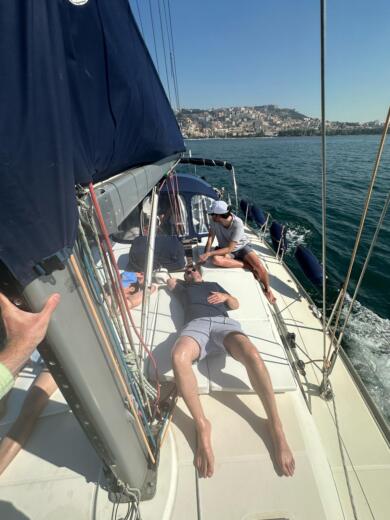 Νάπολη Sailboat Jeanneau Sun Odissey 43 alt tag text