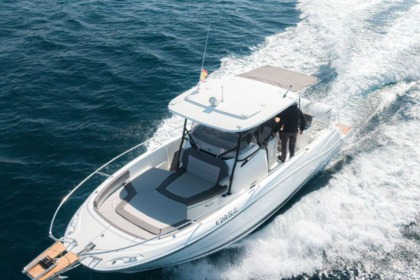 Charter Motorboat Jeanneau Cap Camarat 9.0 CC1 Palamós