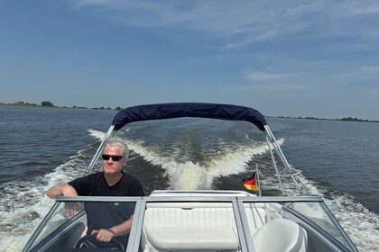 Hire Motorboat Regal 1900 LSR Heidelberg