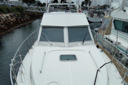 Location Bateau à moteur Beneteau antares 920 La Forêt-Fouesnant