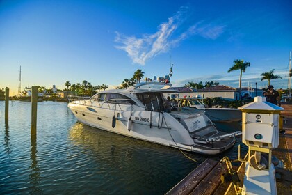 Miete Motoryacht italia alena La Romana